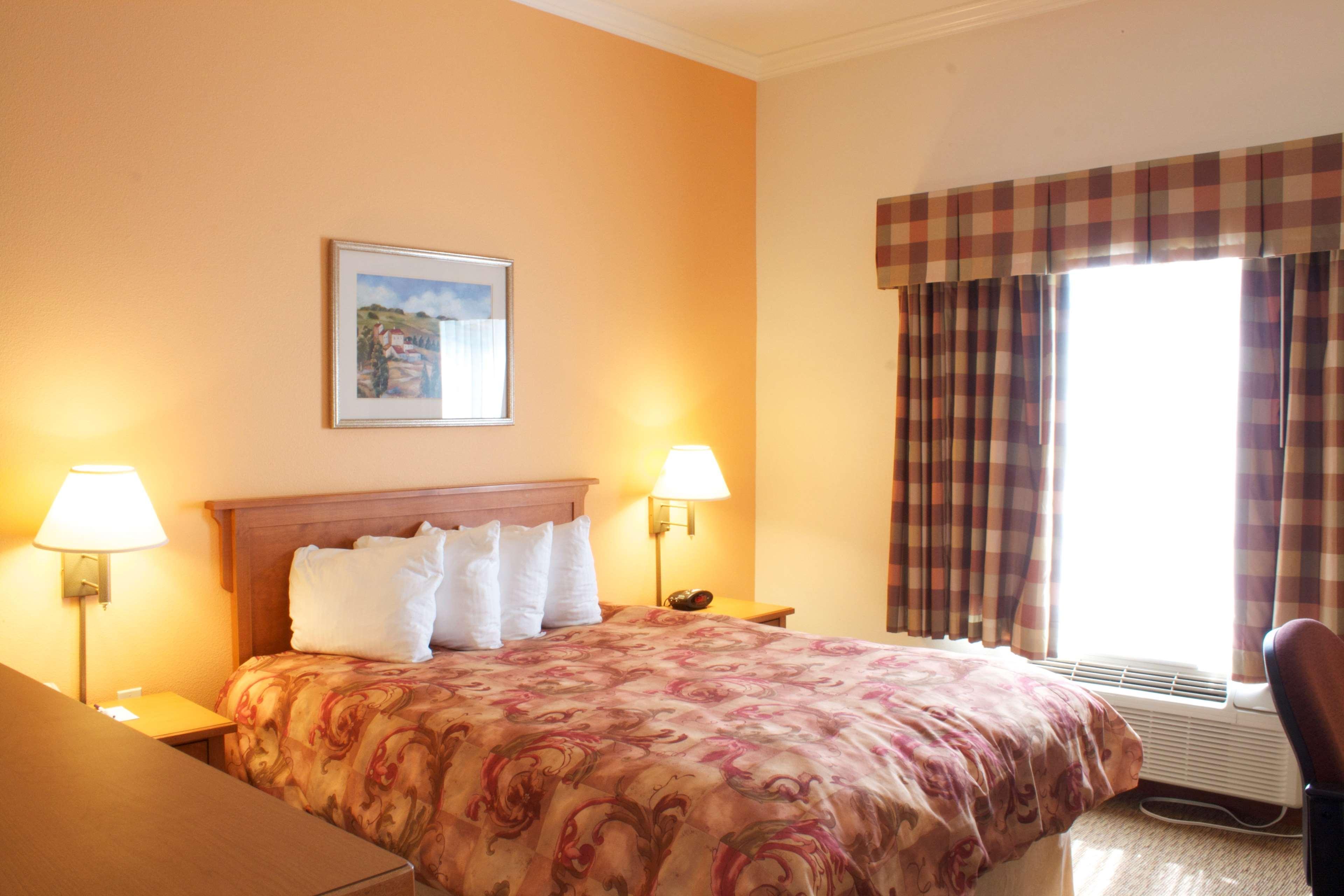 Best Western Plus Grapevine Inn Sunnyside Dış mekan fotoğraf